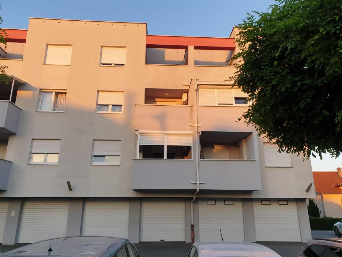Apartman Dzakula Zagreb Exteriör bild